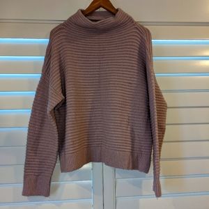Made well mock turtle neck dusty rose size L